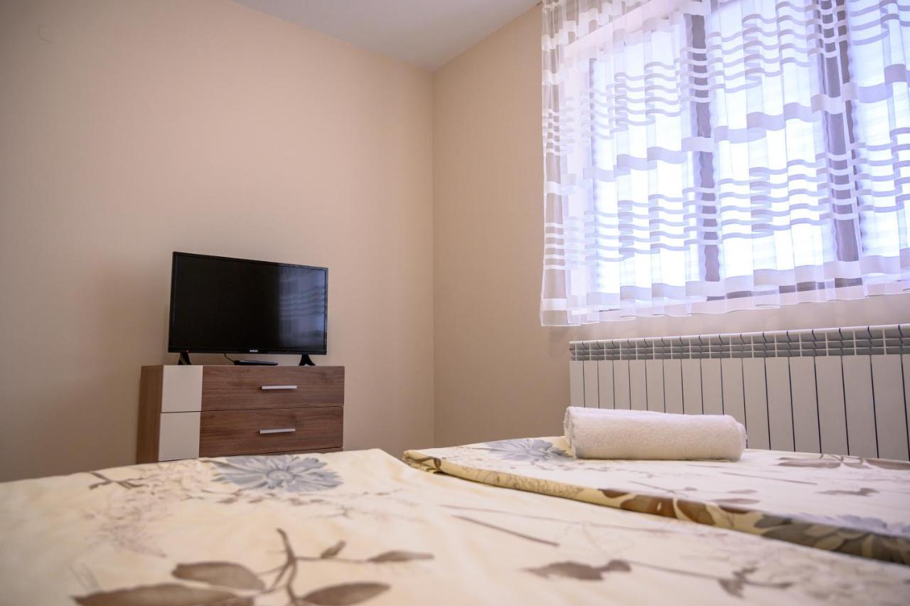 Къща За Гости „Жоро И Дани “ Villa Sapareva Banya Buitenkant foto